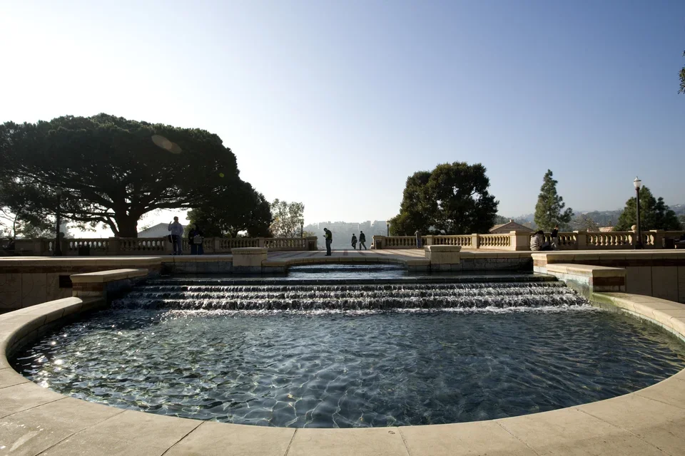 Fountain at UCLA campus